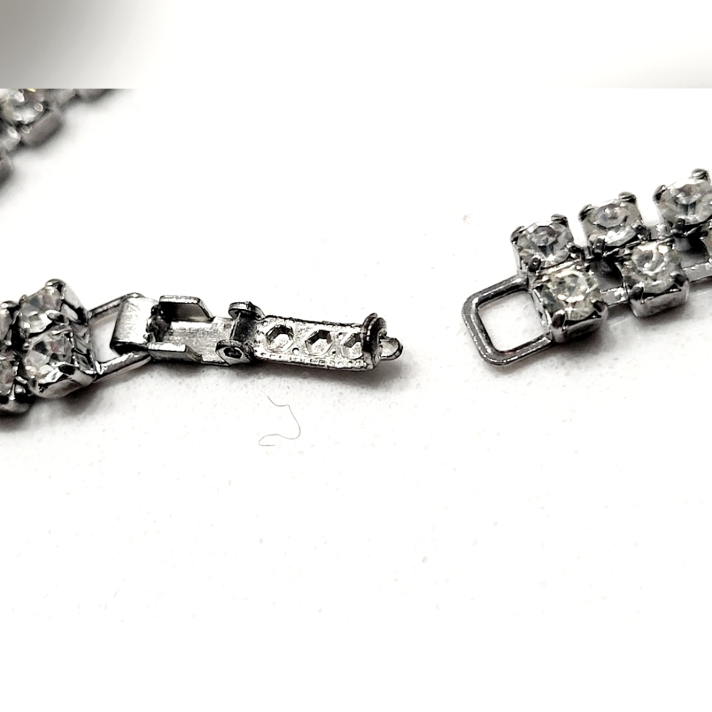 VINTAGE Double rhinestone chain link tennis bracelet, 7" - Picture 12 of 16